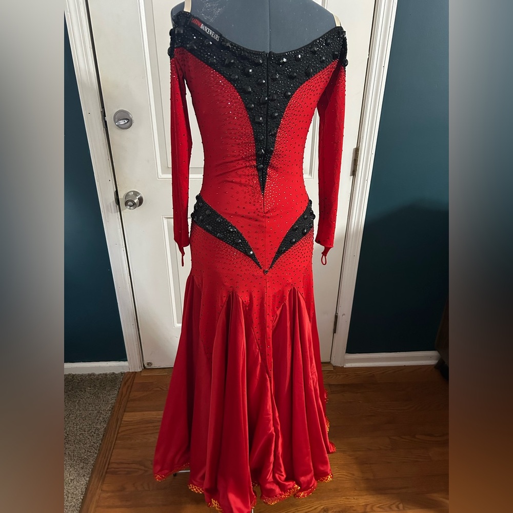 Red and Black Smooth Ballroom Dress Size 4-8 - Picture 5 of 11